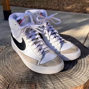 Nike Blazer Mid 77 8.5